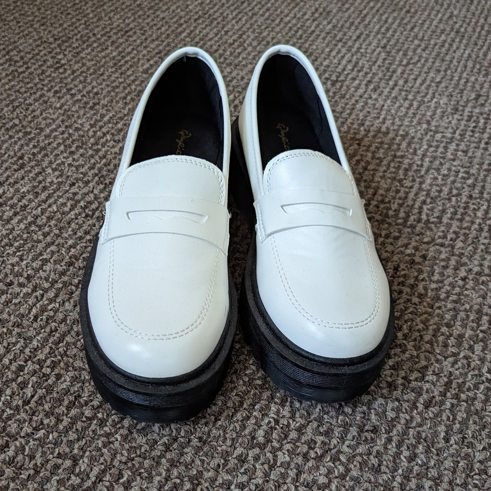 SOLD- Chunky white platform loafers